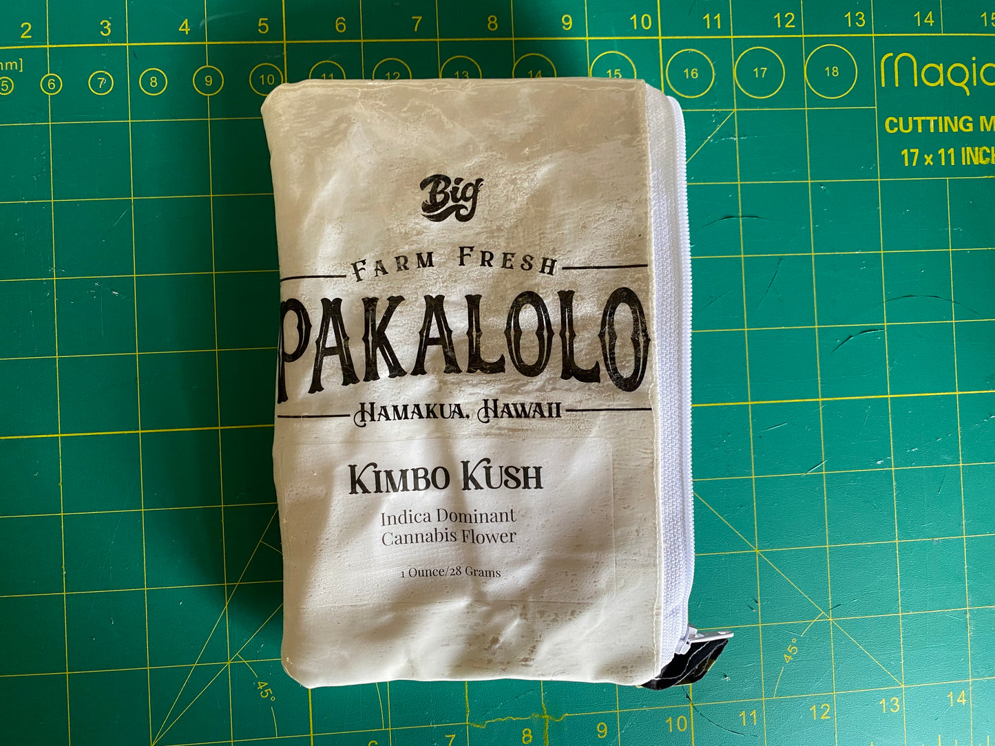 Upcycled Cannabis Kimbo Kush Pakalolo Zipper Pouch