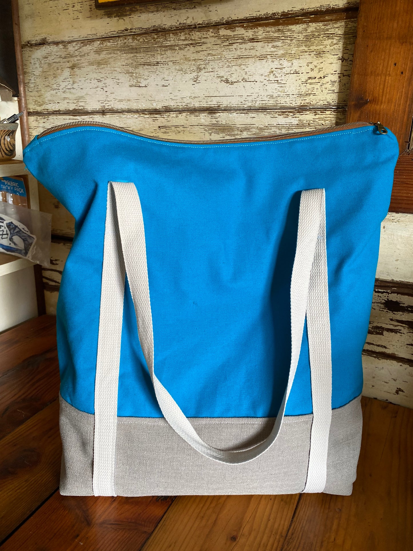 Canvas Zipper Tote - Moon Moth